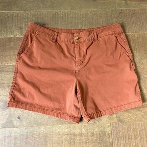 C&C CALIFORNIA WOMENS SHORTS SIZE 12. EUC